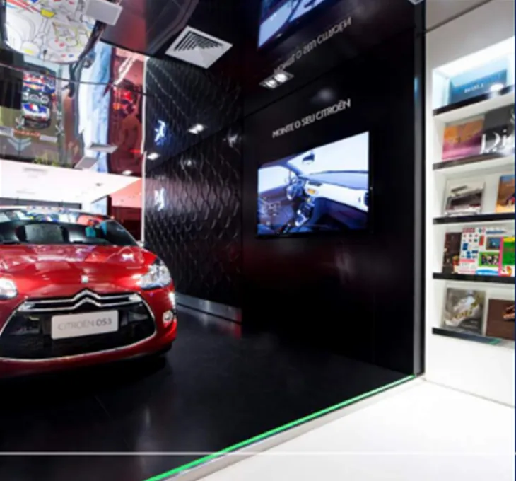 Vitrine de showroom da Citroën
